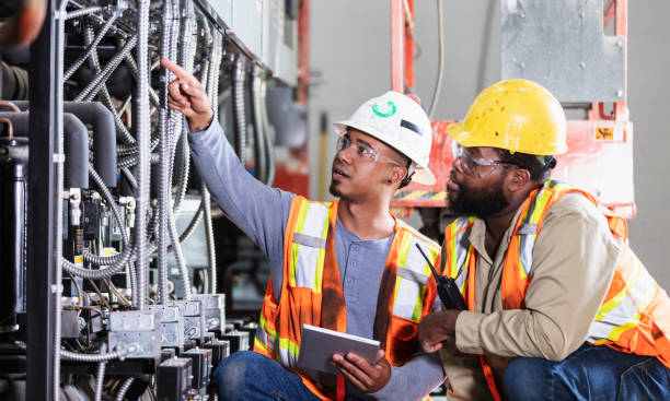 Best Licensed Electrician  in Mino, CA